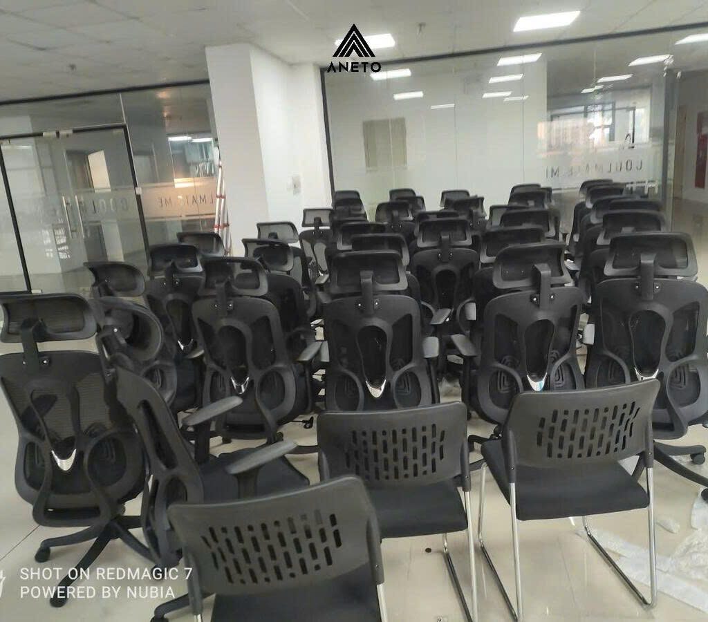 Dự án lắp đặt ghế văn phòng, bàn họp tại Phùng Hưng – Hà Đông