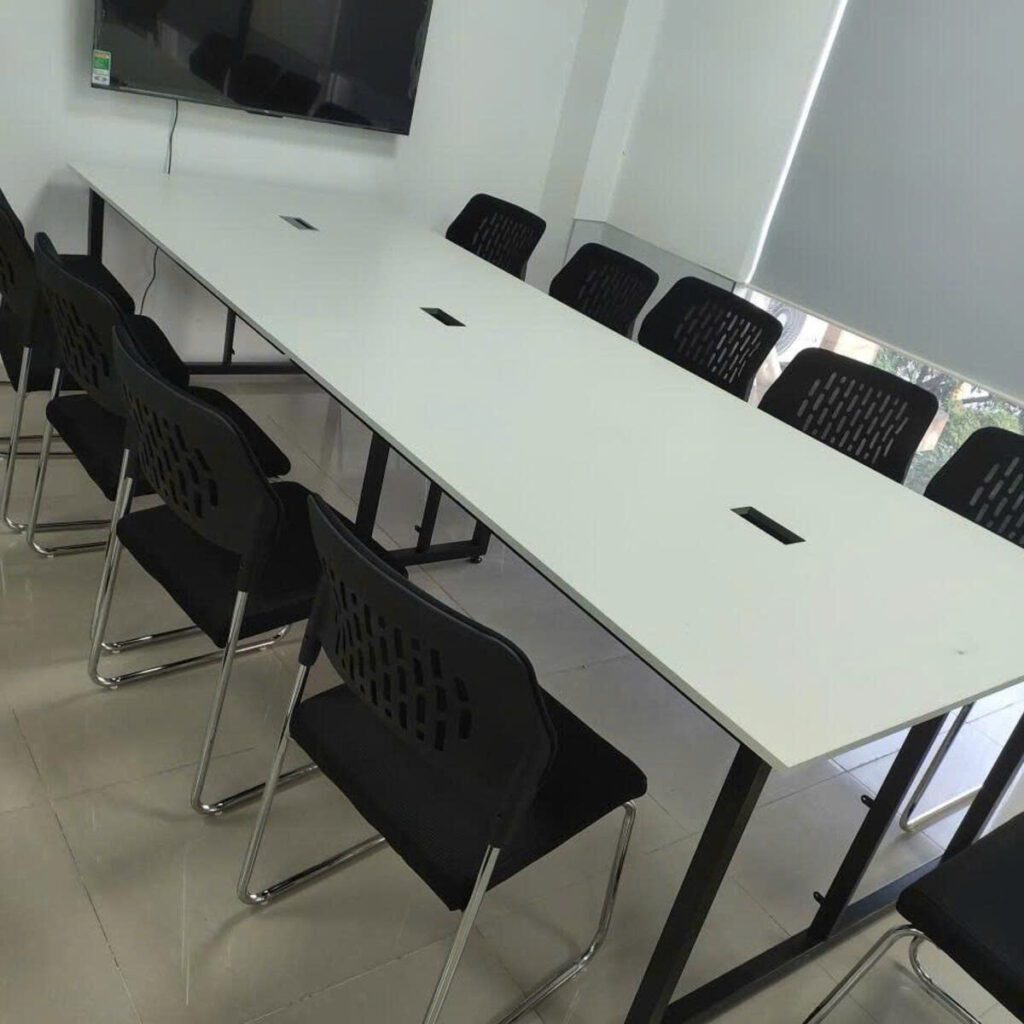Dự án lắp đặt ghế văn phòng, bàn họp tại Phùng Hưng – Hà Đông