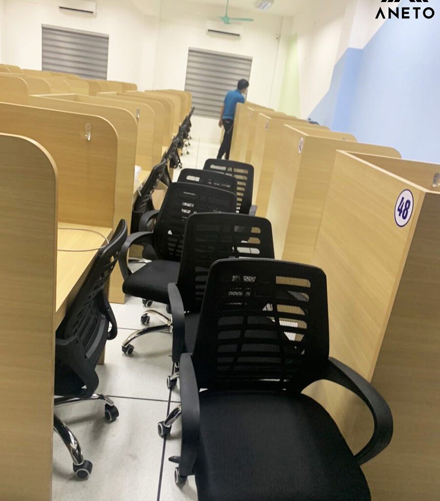 Cách lựa chọn bàn ghế văn phòng chuẩn khoa học giúp tăng năng suất và bảo vệ sức khỏe Cách lựa chọn bàn ghế văn phòng chuẩn khoa học giúp tăng năng suất và bảo vệ sức khỏe