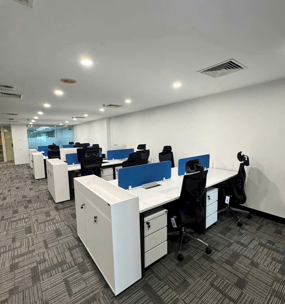 Cách lựa chọn bàn làm việc văn phòng phù hợp cho từng doanh nghiệp Cách lựa chọn bàn làm việc văn phòng phù hợp cho từng doanh nghiệp
