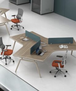 Cụm Bàn Làm Việc Hiện Đại Cho 3 Người W334911